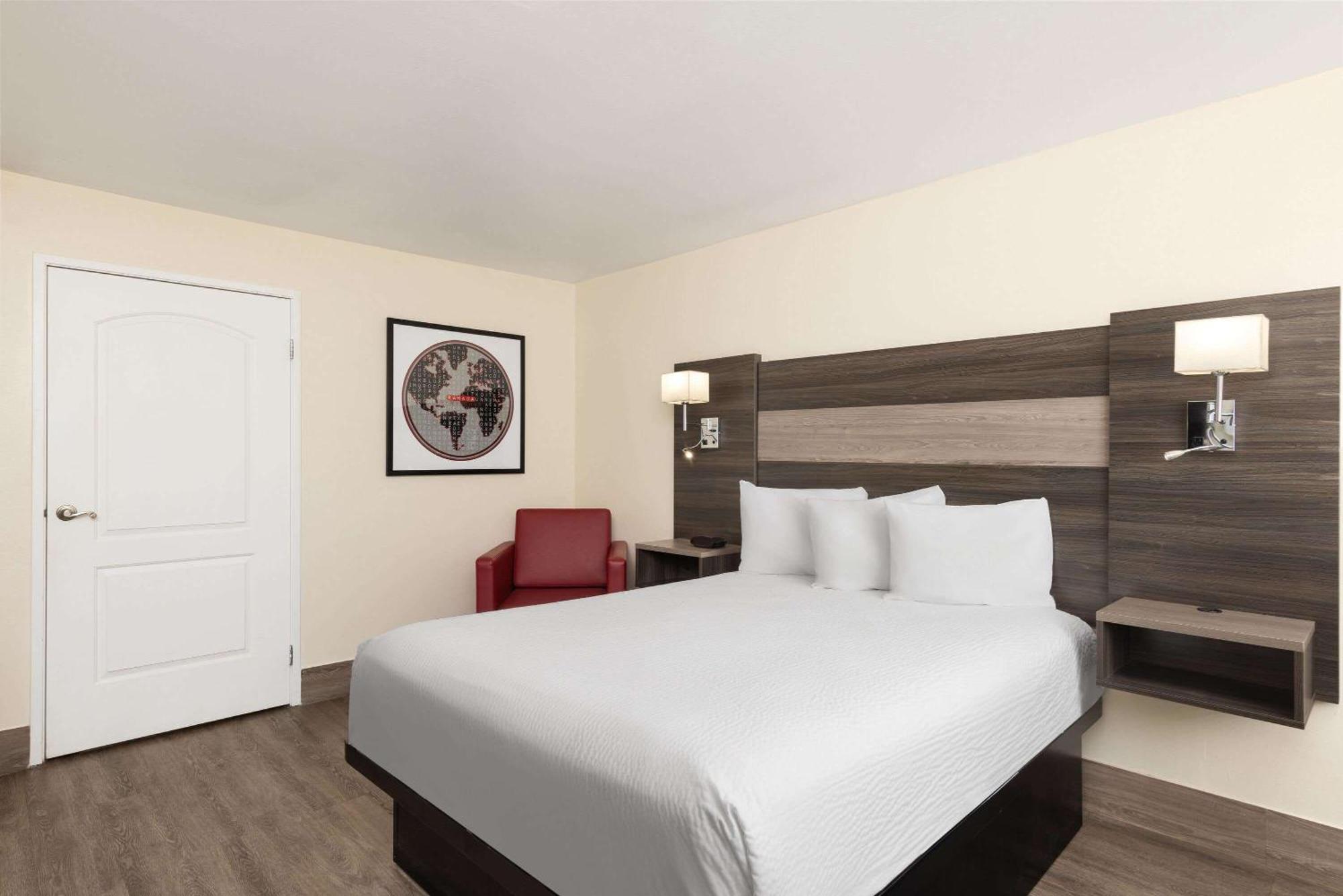 Ramada By Wyndham Kingman Otel Dış mekan fotoğraf